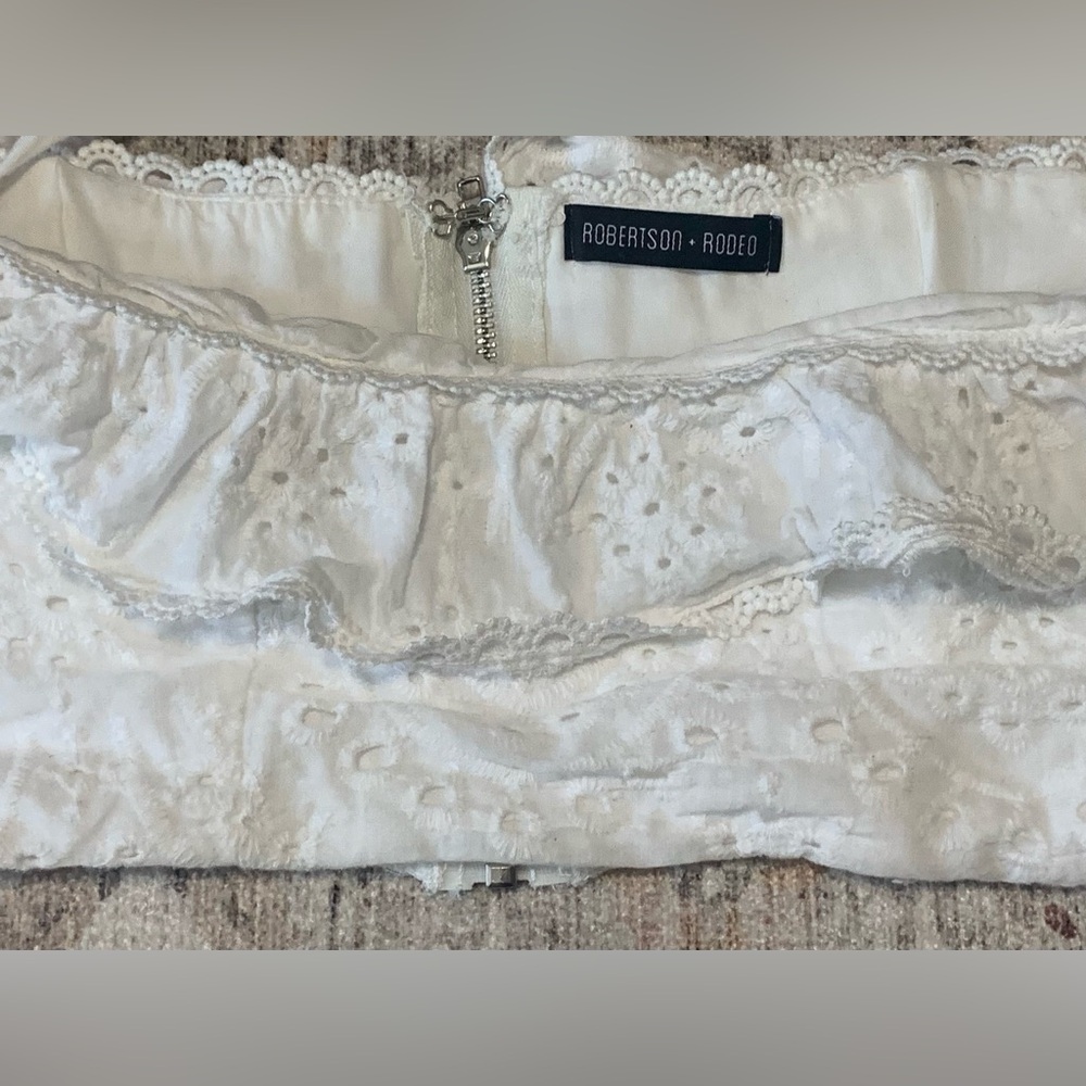 White Ruffled Eyelet Crop Top - Picture 5 of 7